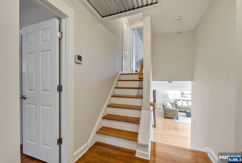 5 Ferris Court