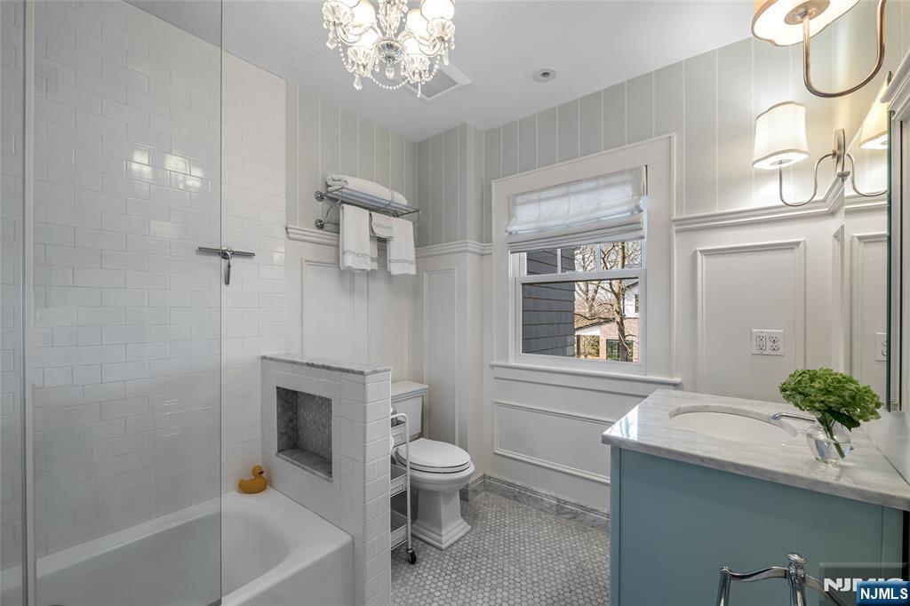 477 Beverly Road