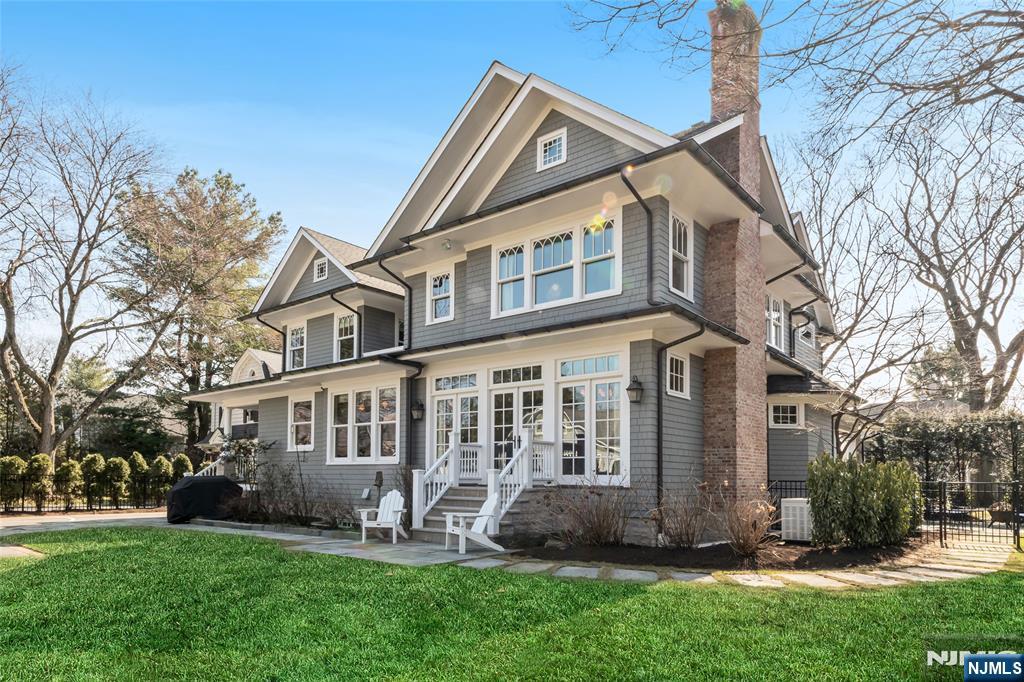 477 Beverly Road