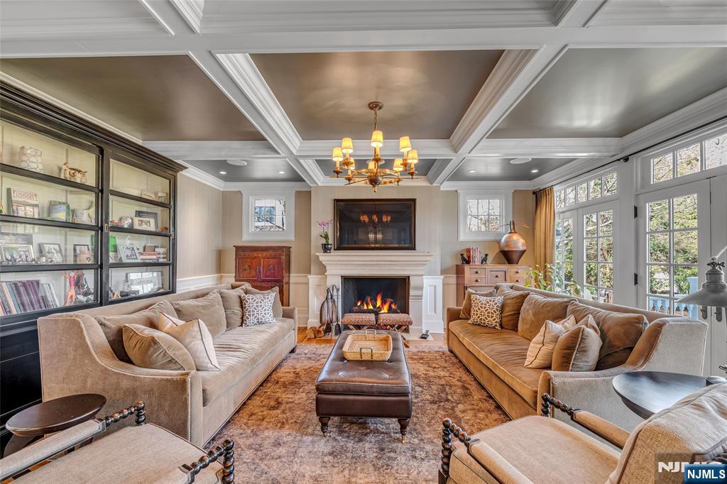 477 Beverly Road