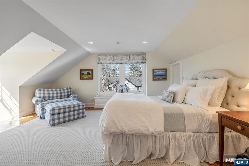 477 Beverly Road