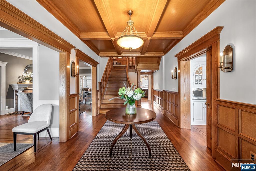 477 Beverly Road