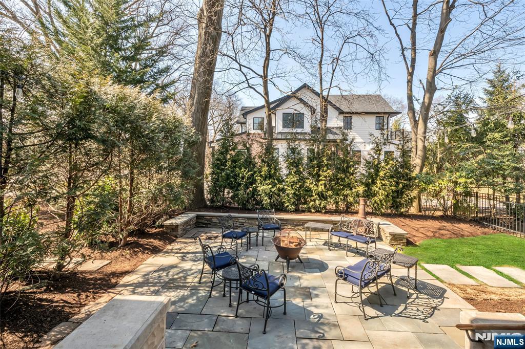 477 Beverly Road