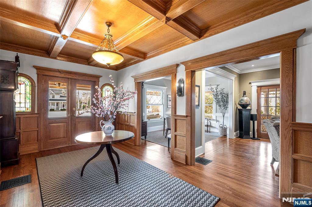 477 Beverly Road