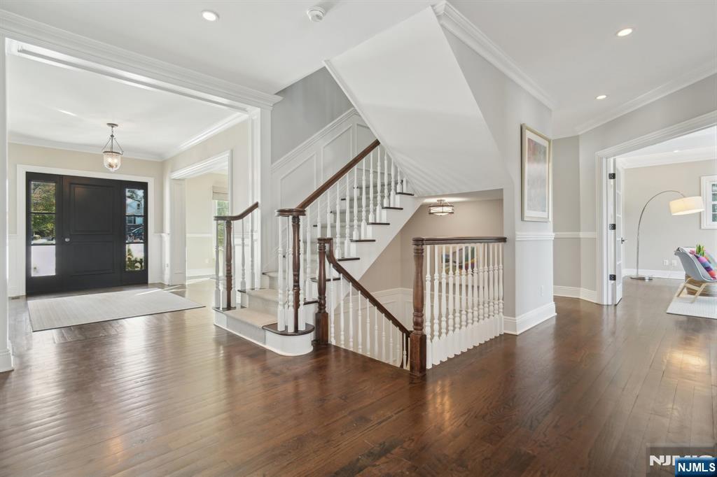 286 Mountain Avenue