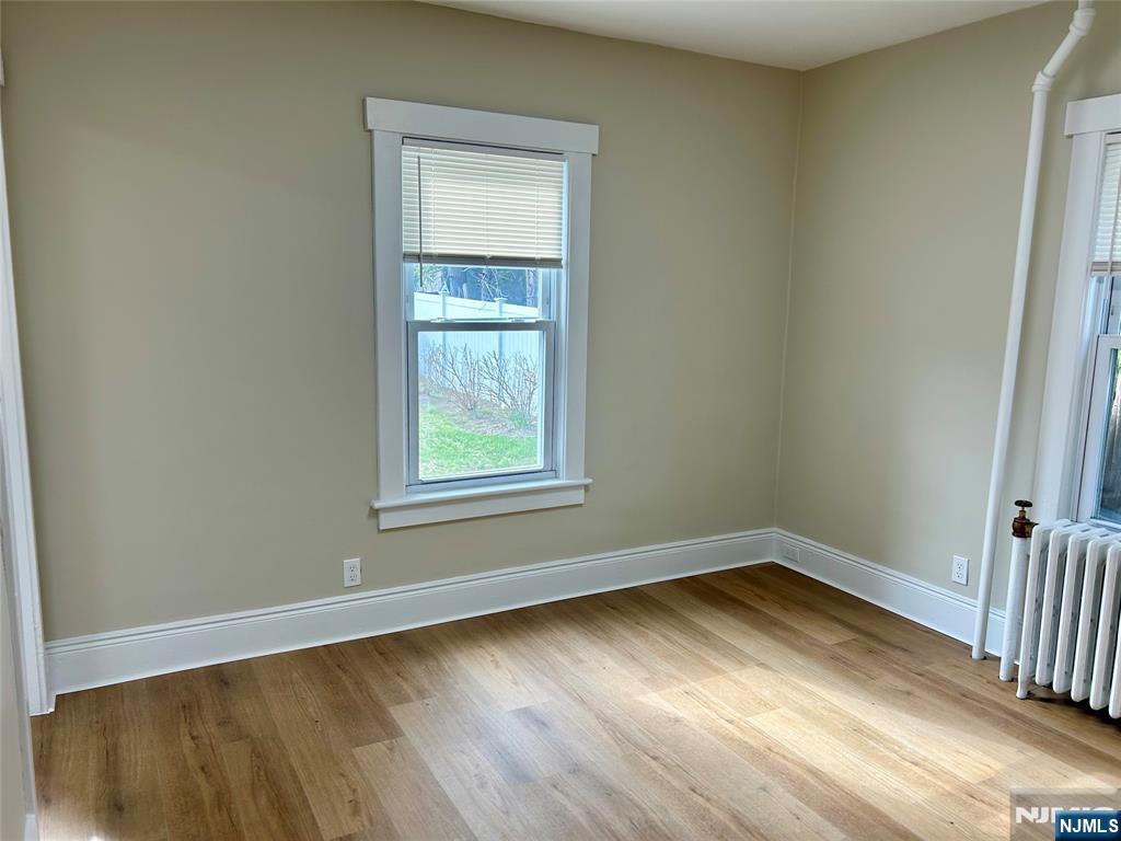 22 Walter Hammond Place 1