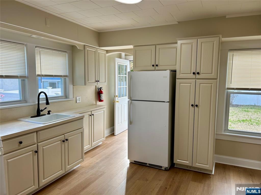22 Walter Hammond Place 1