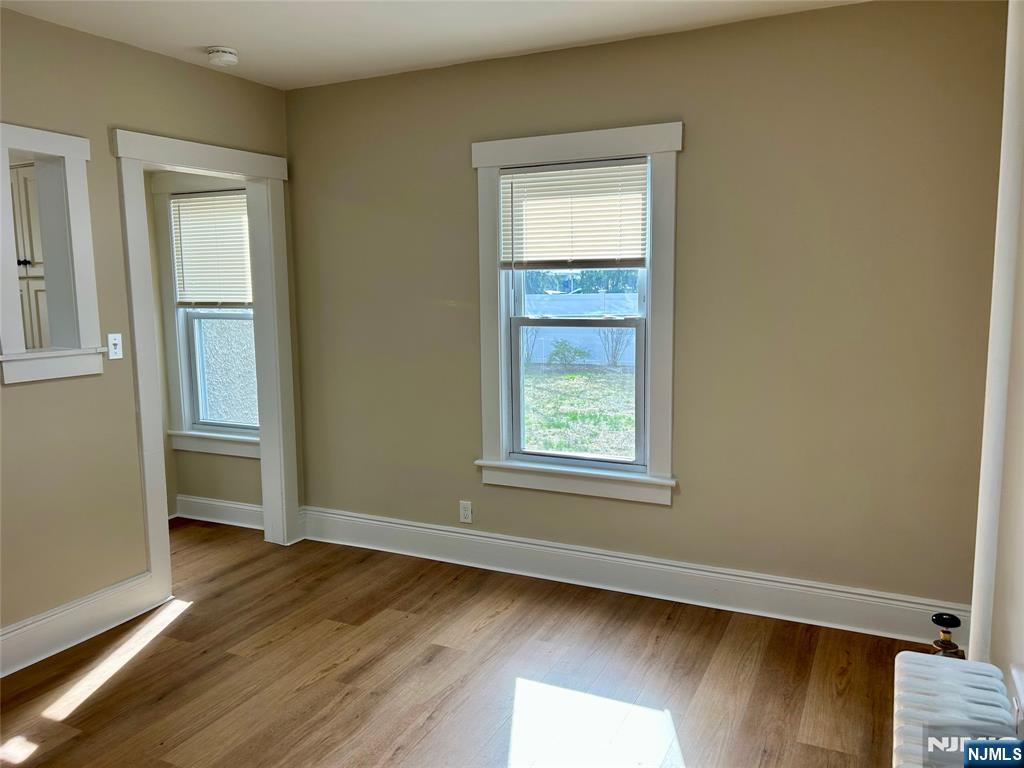 22 Walter Hammond Place 1