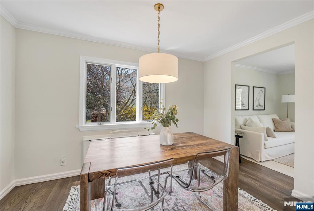 731 Midwood Road