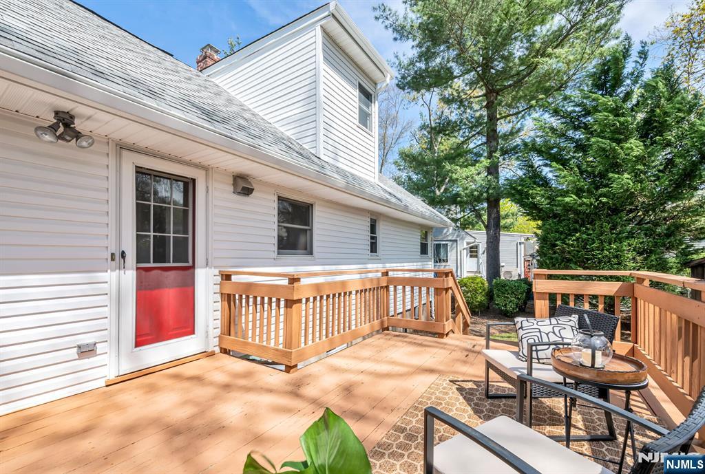 731 Midwood Road