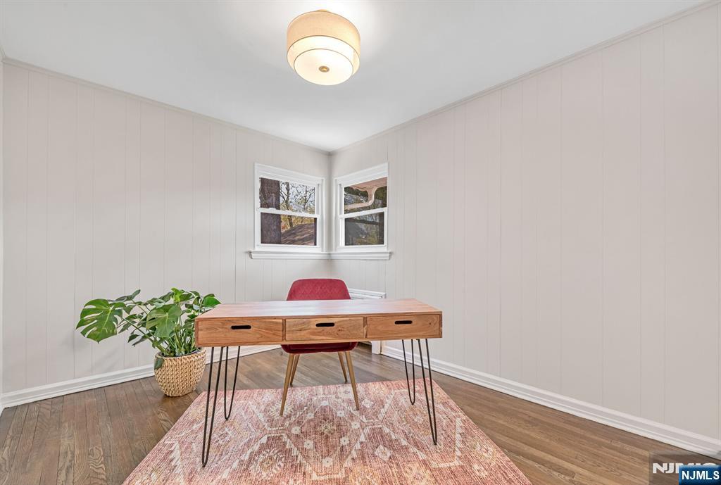 731 Midwood Road