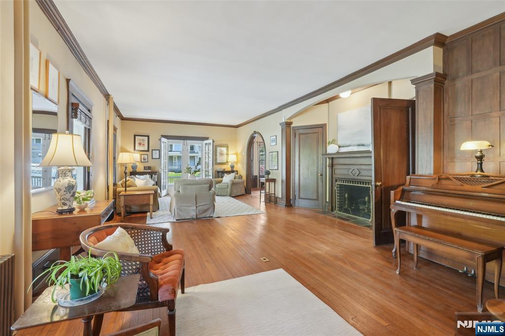 348 Prospect Street