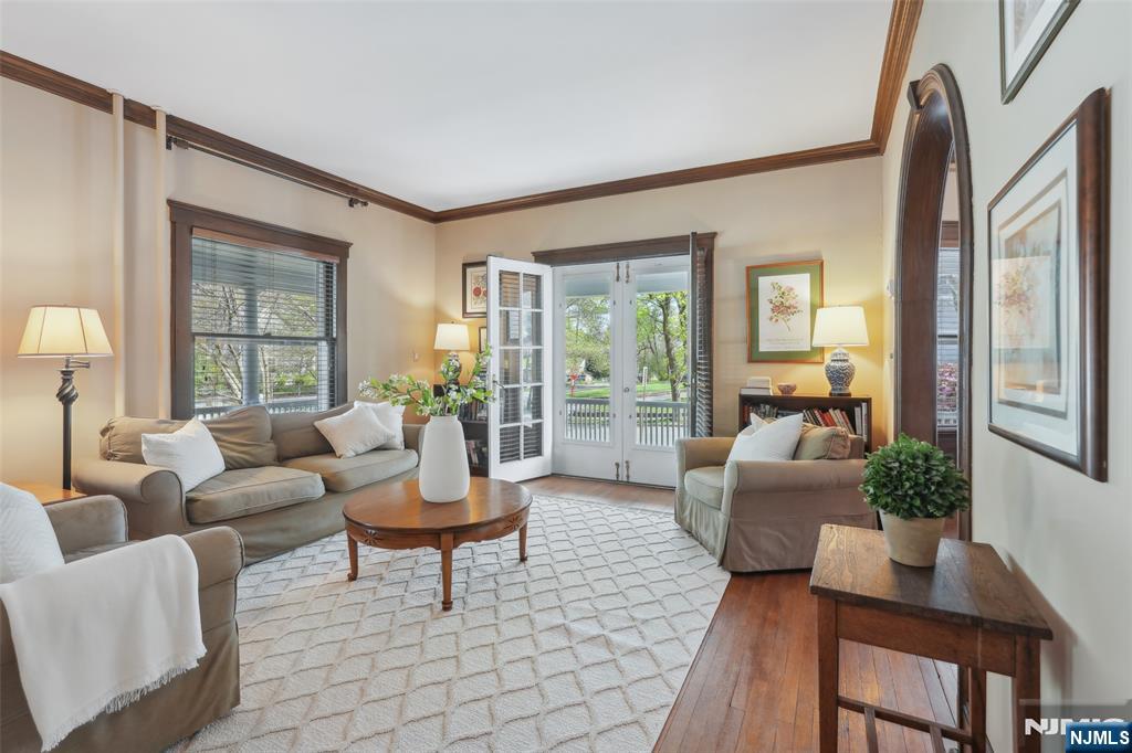 348 Prospect Street