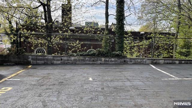 27-33 Corsa Terrace 10B