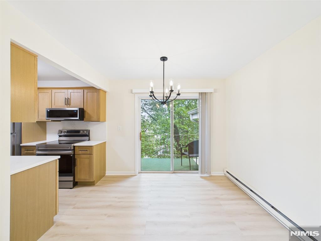 27-33 Corsa Terrace 10B