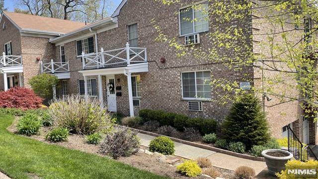 27-33 Corsa Terrace 10B