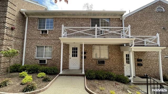 27-33 Corsa Terrace 10B