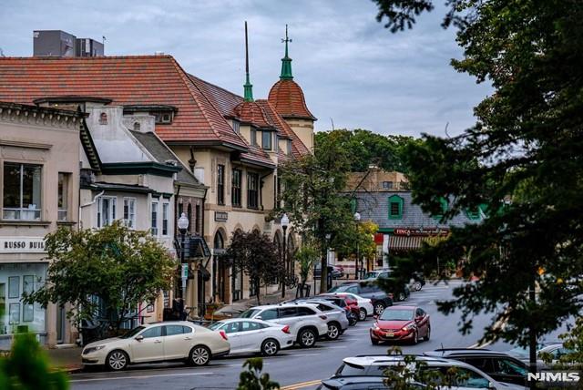 27-33 Corsa Terrace 10B