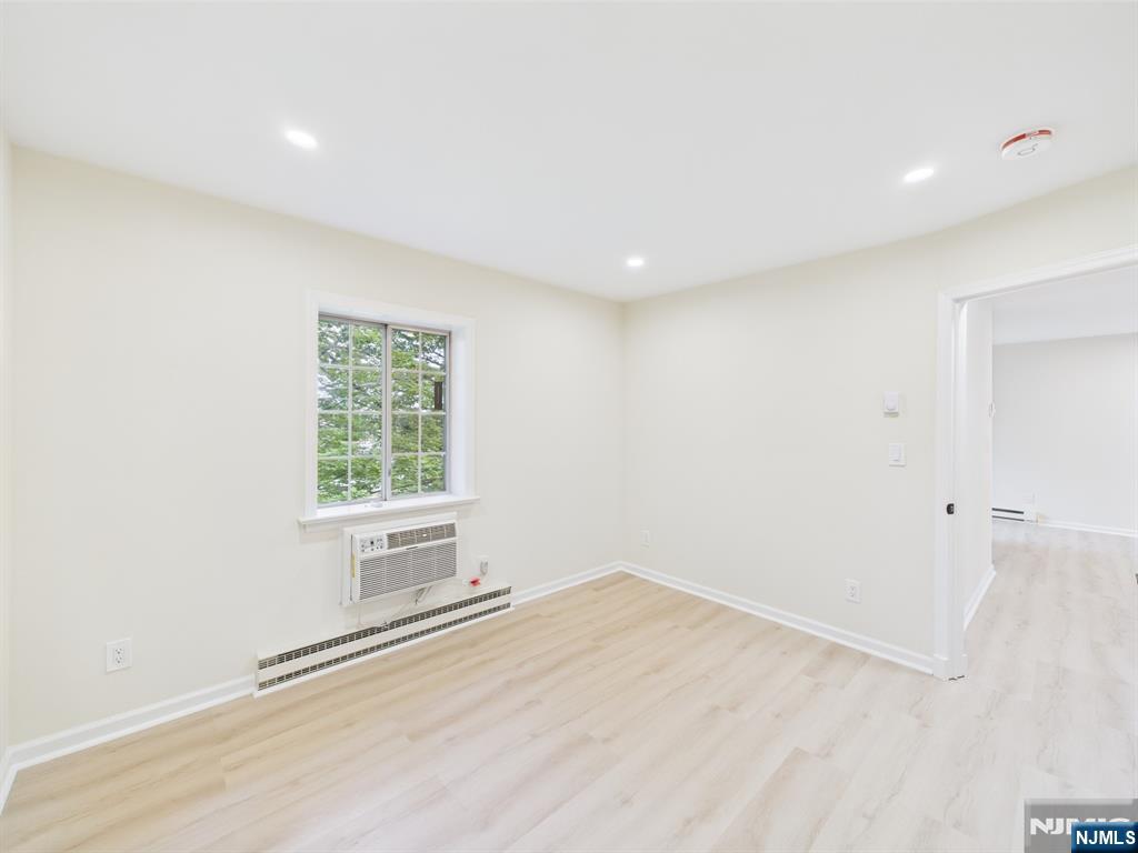 27-33 Corsa Terrace 10B