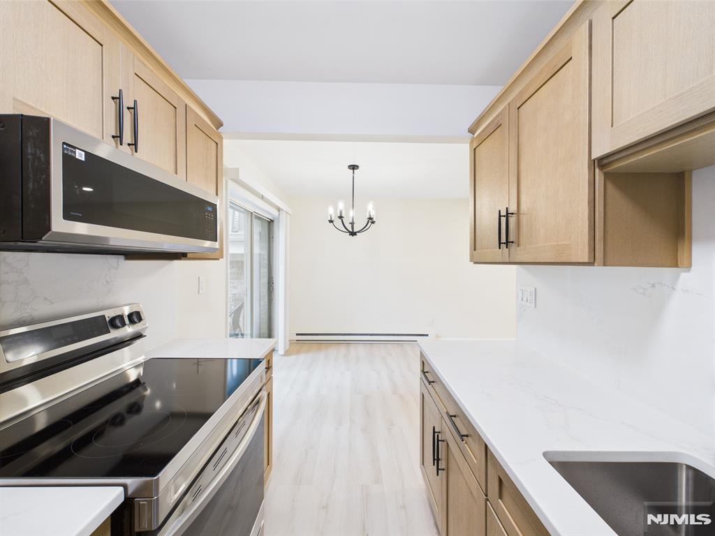 27-33 Corsa Terrace 10B