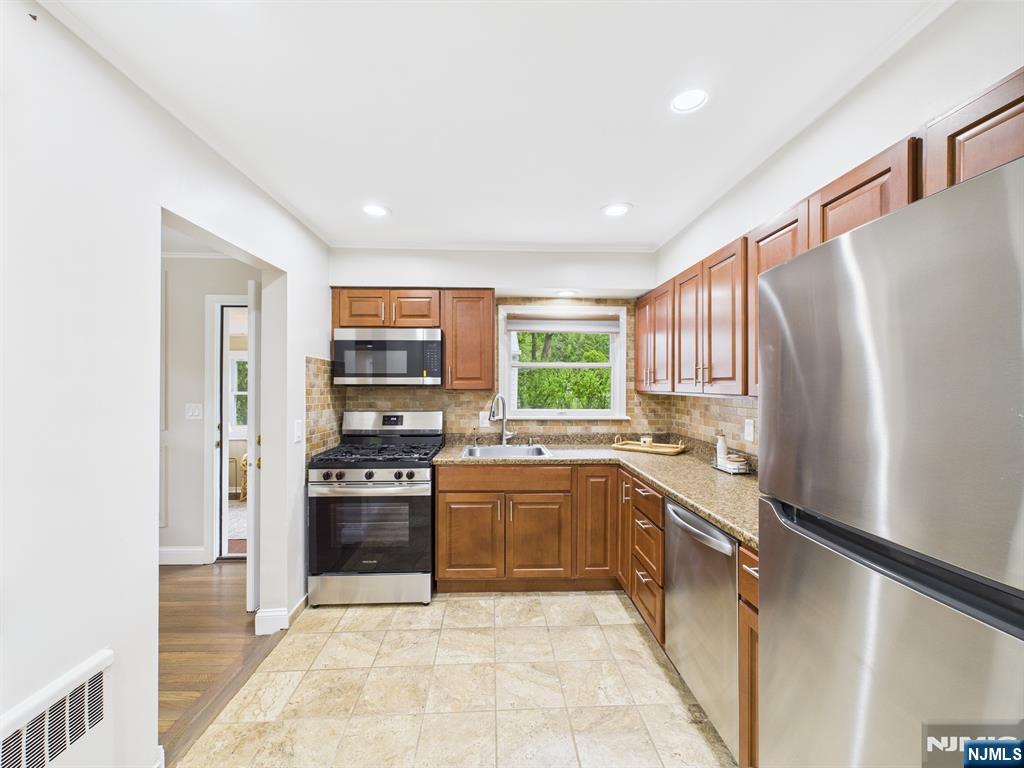 440 Albin Court