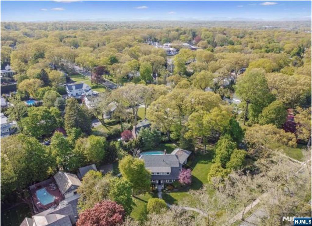 520 Heights Road