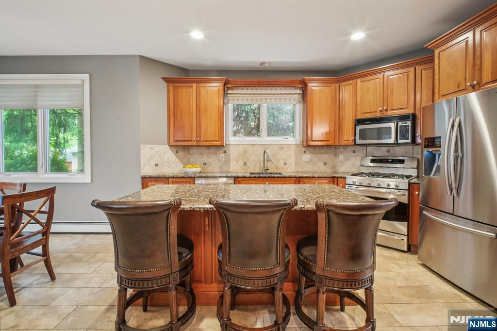 519 Laurel Road