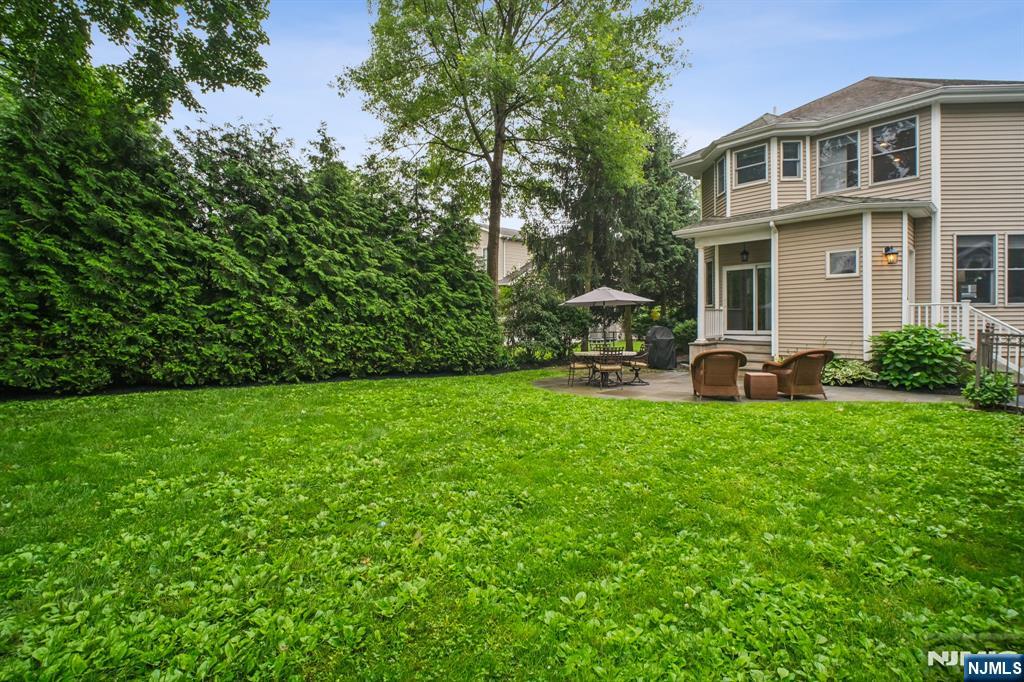 519 Laurel Road