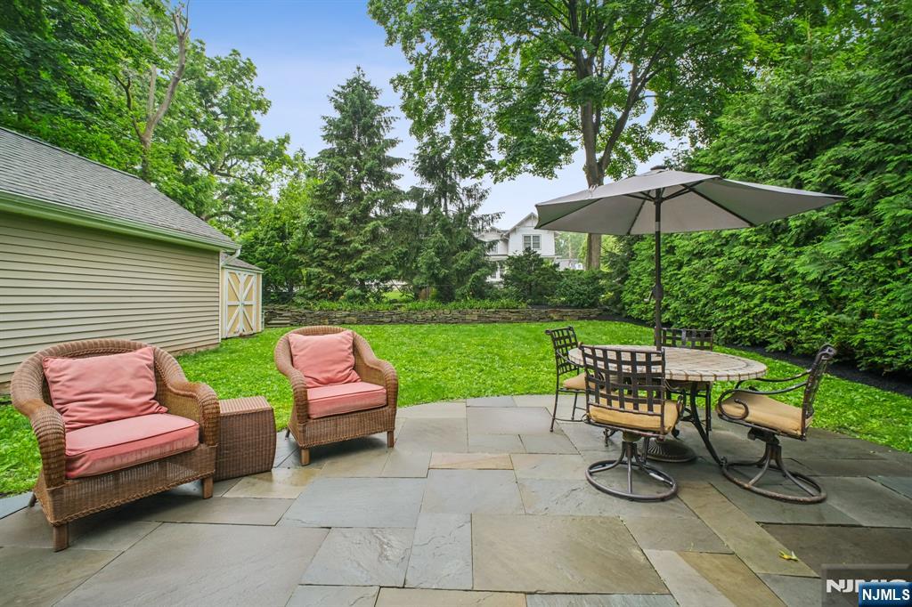 519 Laurel Road