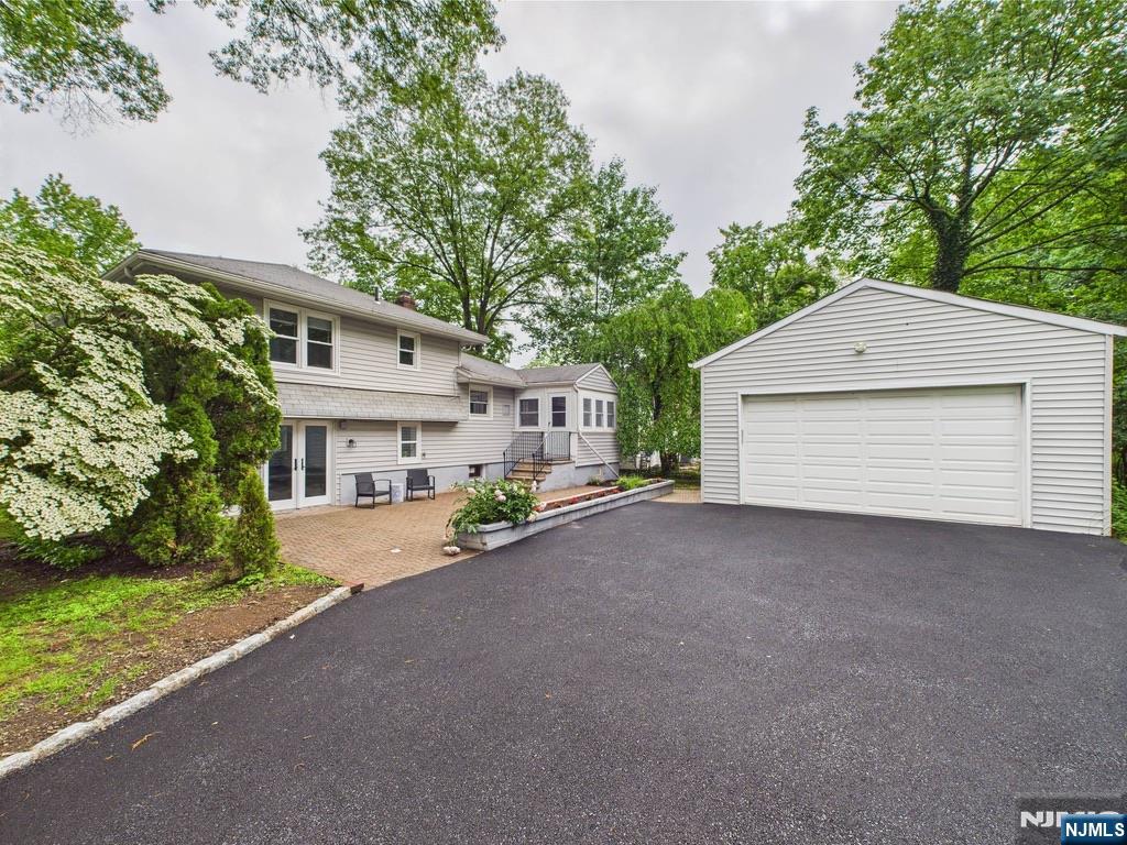440 Albin Court