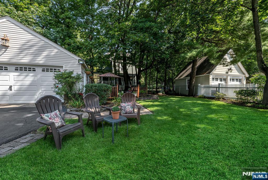 211 Doremus Avenue