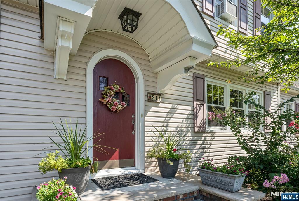 211 Doremus Avenue