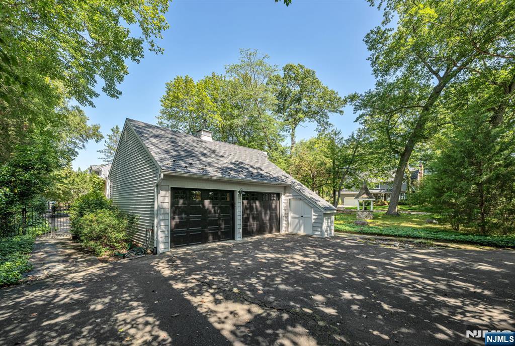 141 Morton Drive