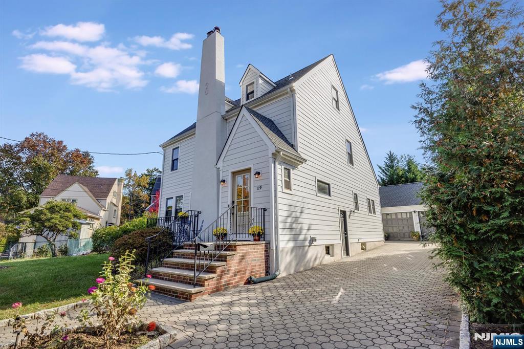 19 Harding Road