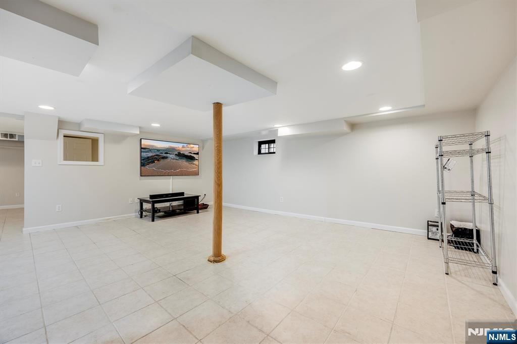 19 Harding Road