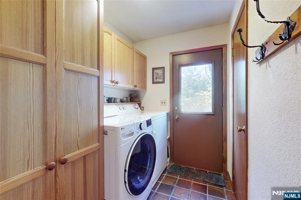 7 Birchwood Lane