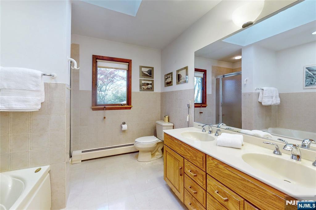 7 Birchwood Lane