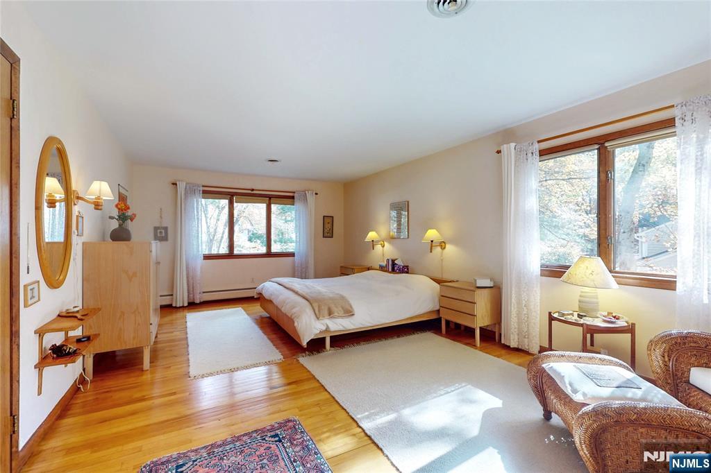 7 Birchwood Lane