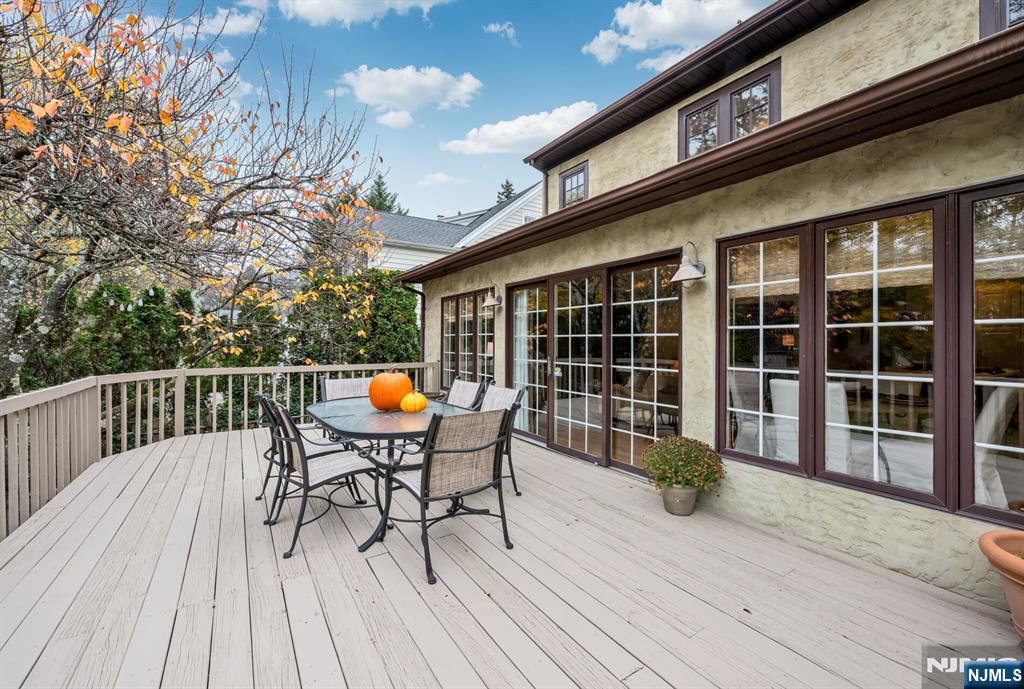 208 Bellair Road