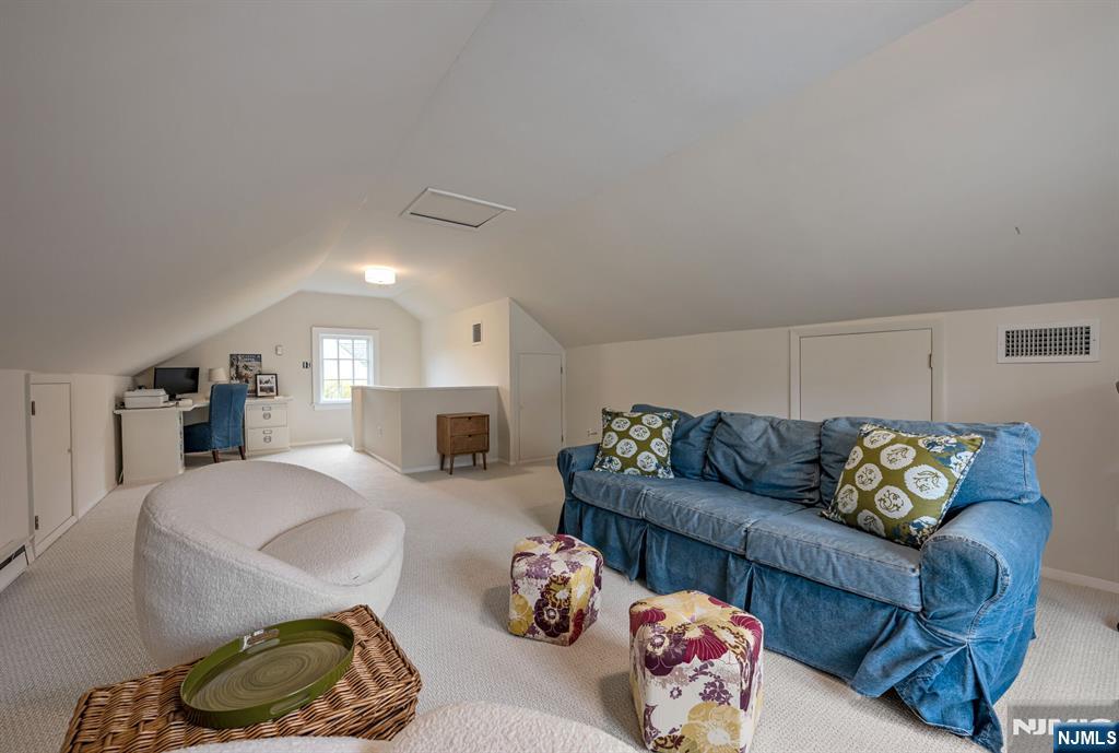 208 Bellair Road