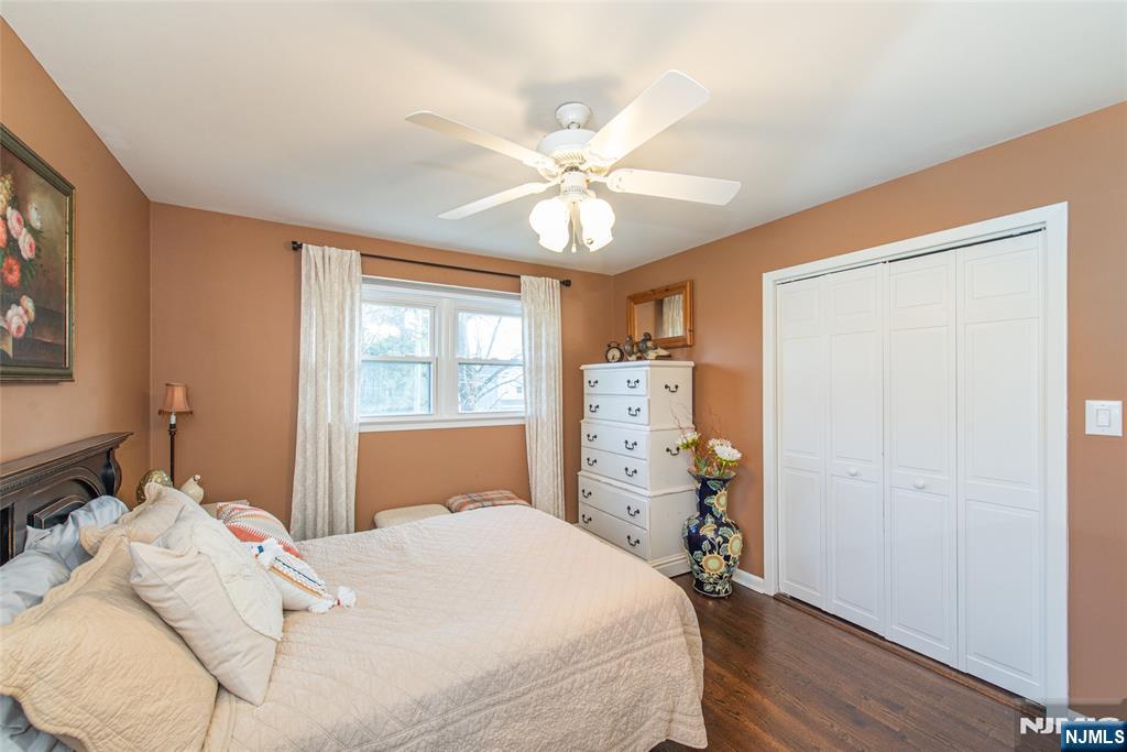 16 Hemlock Street