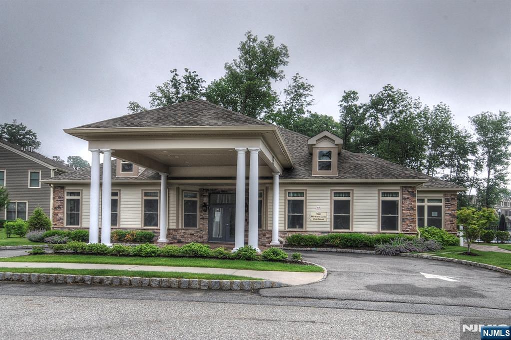1002 Whitney Lane