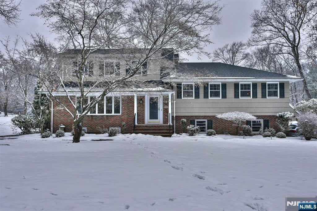 339 Kay Lane
