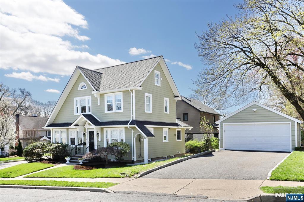 61 Fairview Avenue