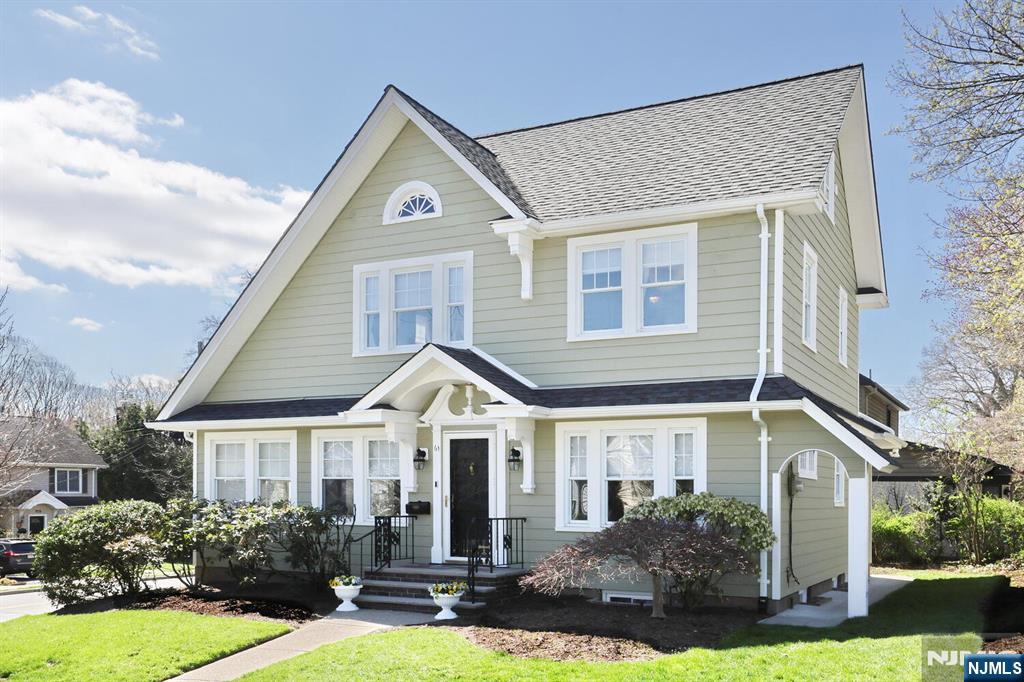 61 Fairview Avenue