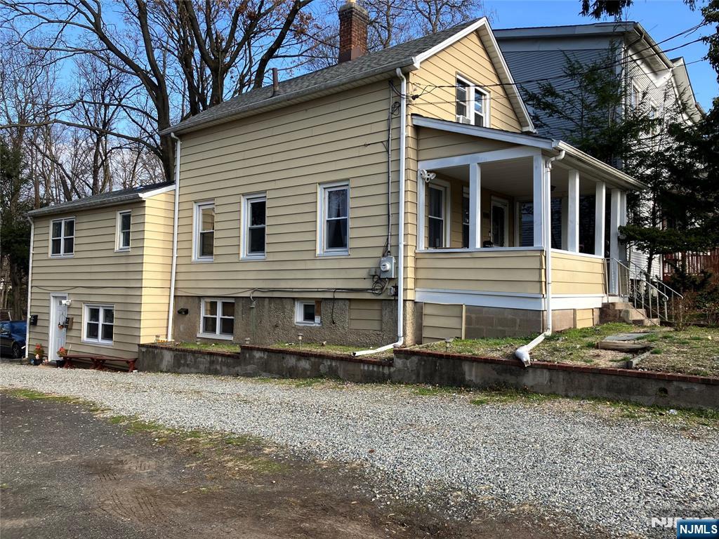 374 Broad Street