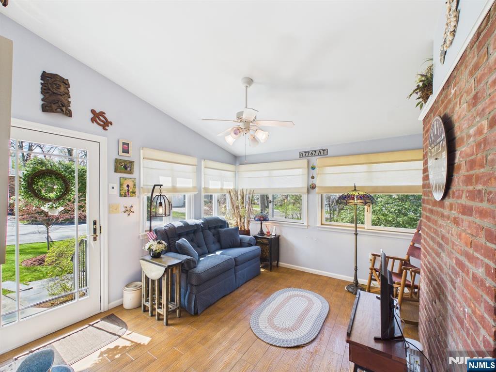 808 Parsons Road