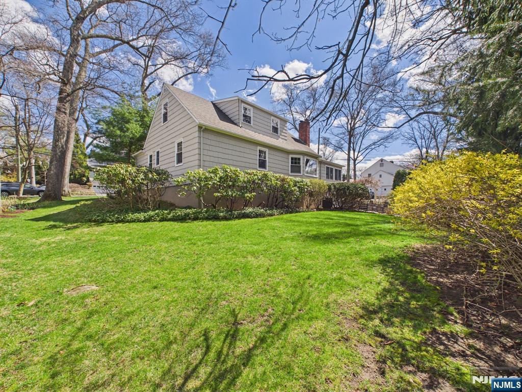 808 Parsons Road