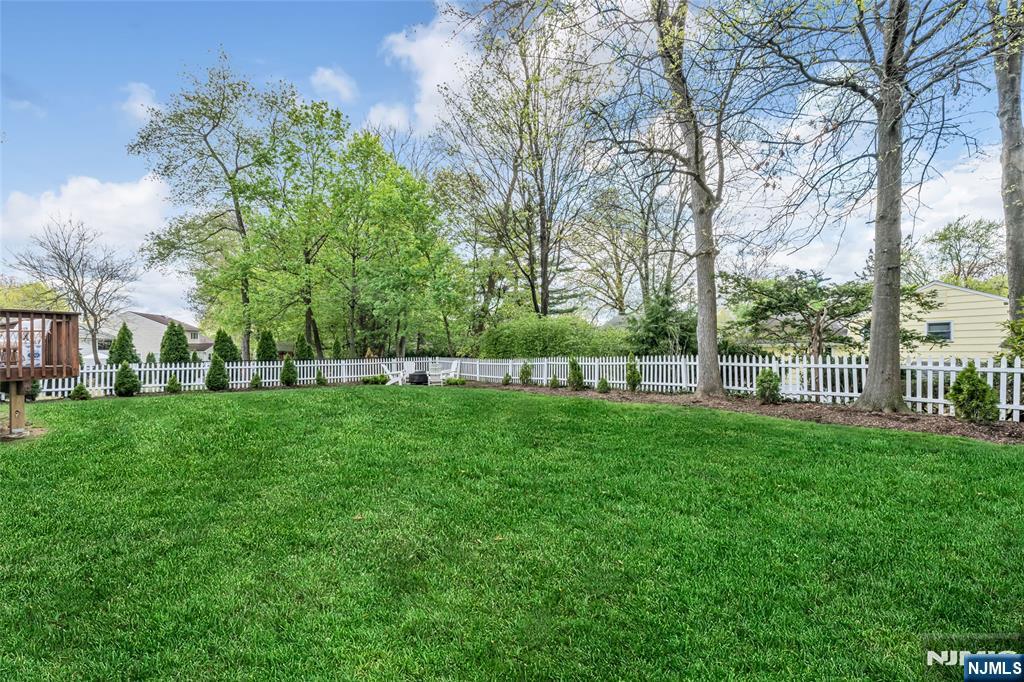 280 Eldon Court