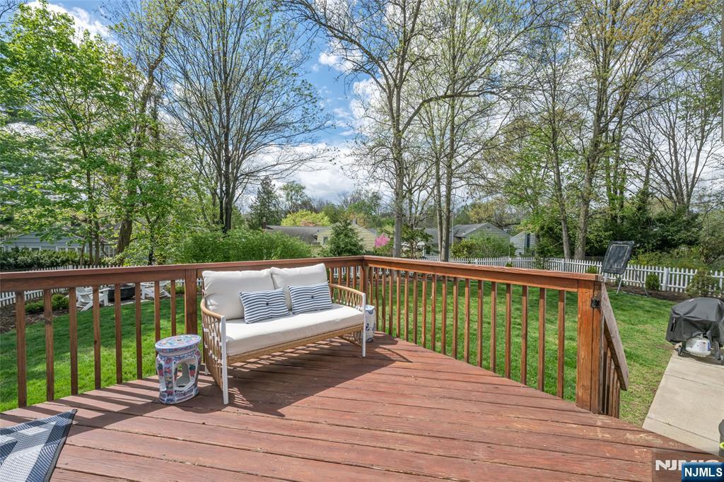 280 Eldon Court